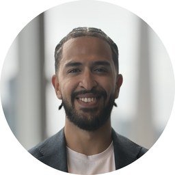 Adnan Sardi logo — portrait of Adnan Sardi